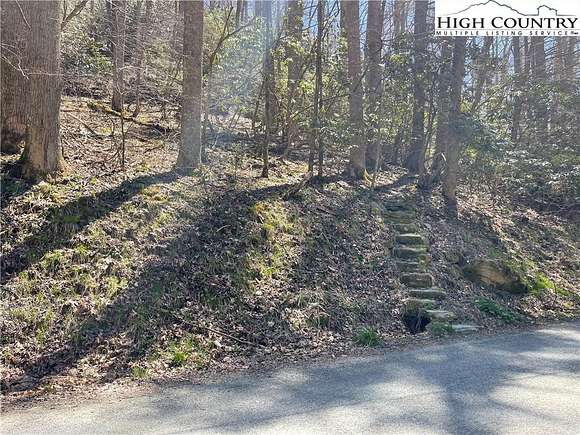 3.22 Acres of Land for Sale in Vilas, North Carolina