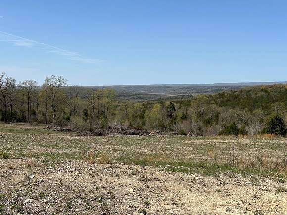 27 Acres of Land for Sale in Yellville, Arkansas