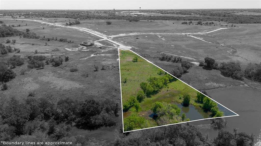 2.6 Acres of Residential Land for Sale in Hillsboro, Texas