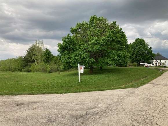 0.8 Acres of Residential Land for Sale in Lakewood, Illinois