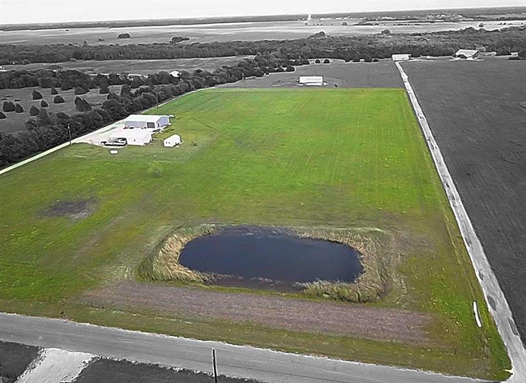 10.07 Acres of Land for Sale in Farmersville, Texas