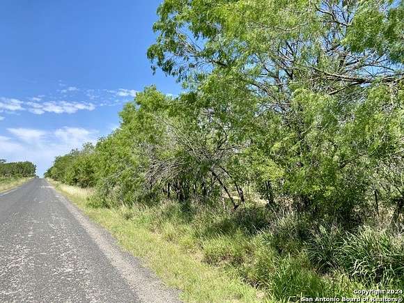 2 Acres of Residential Land for Sale in Pleasanton, Texas