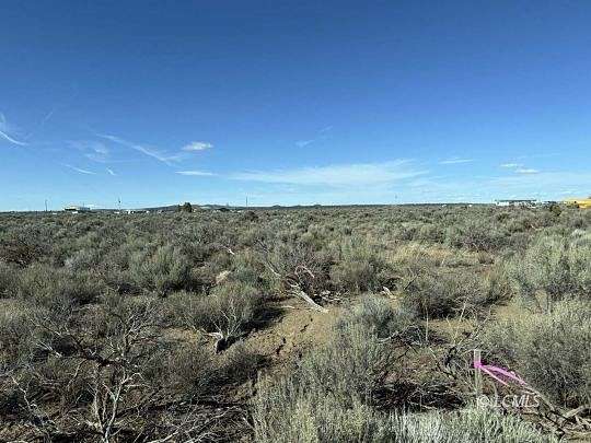 0.33 Acres of Land for Sale in Christmas Valley, Oregon