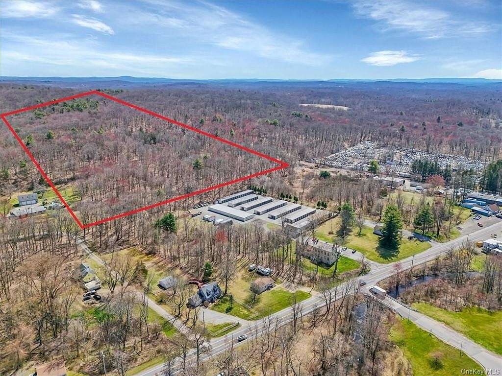 38 Acres of Land for Sale in Hyde Park, New York