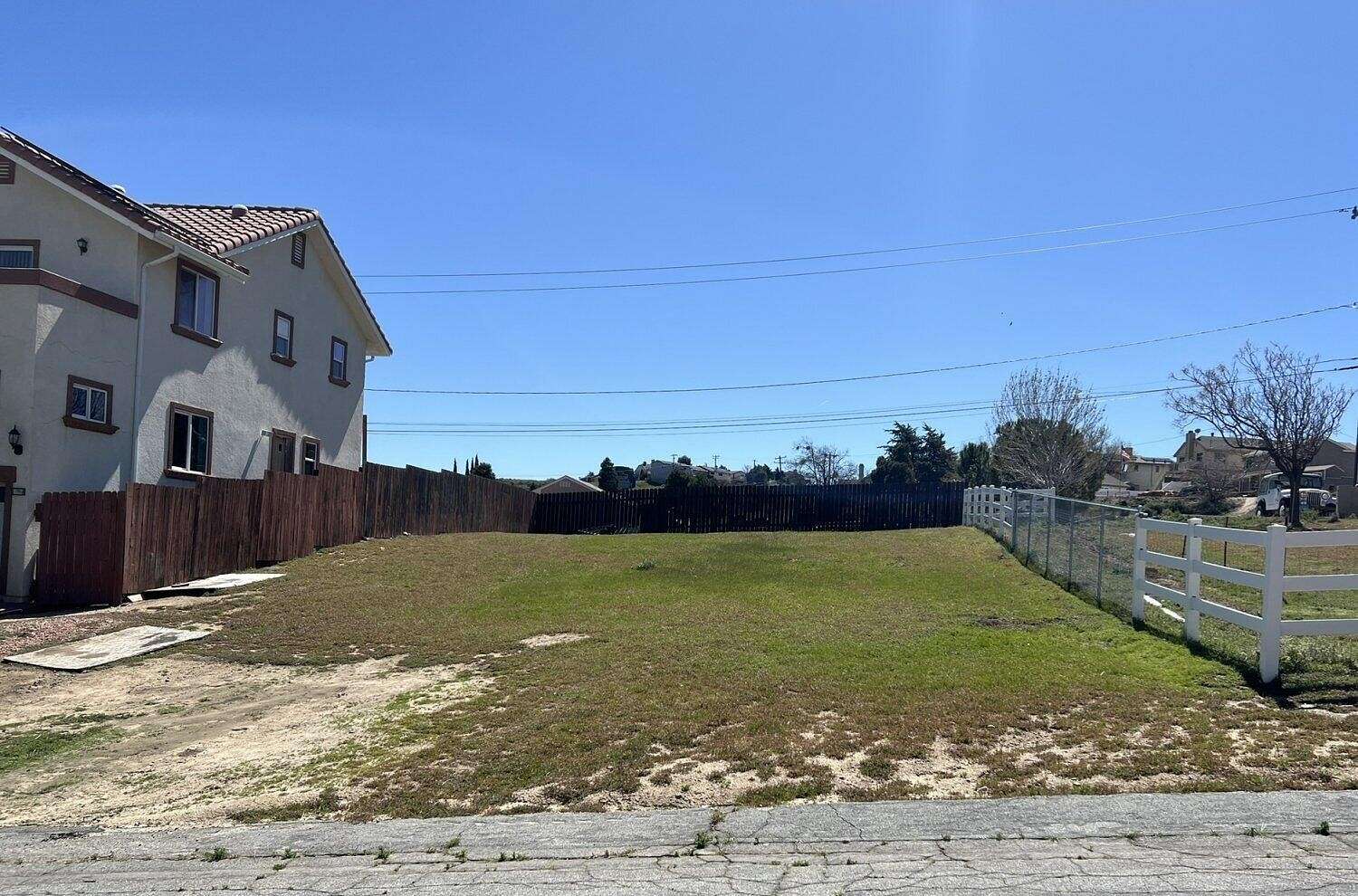 0.12 Acres of Residential Land for Sale in Elizabeth Lake, California