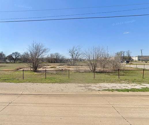 4.7 Acres of Mixed-Use Land for Sale in Granbury, Texas