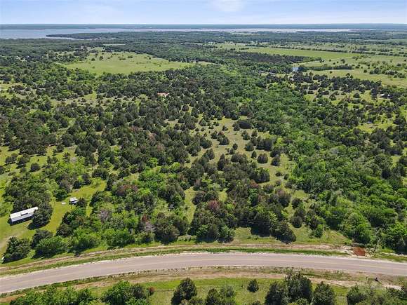 5 Acres of Land for Sale in Corsicana, Texas