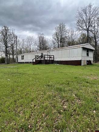 5.2 Acres of Residential Land with Home for Sale in Viola, Arkansas