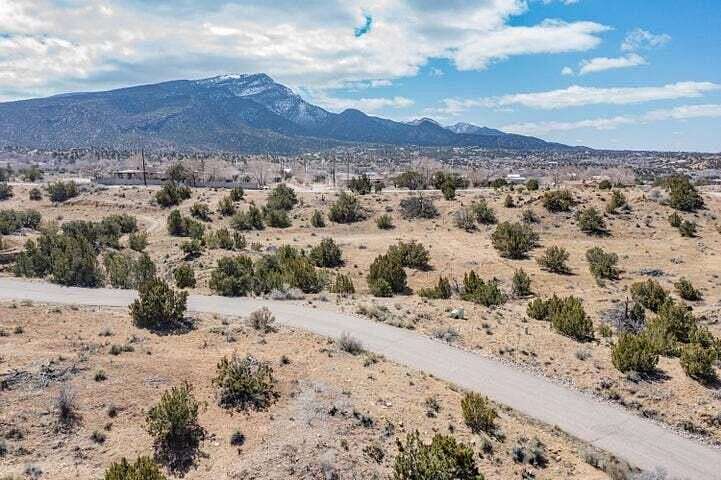 1 Acre of Residential Land for Sale in Placitas, New Mexico