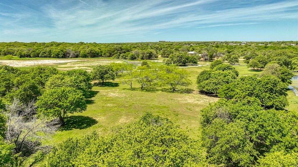 6.657 Acres of Land for Sale in Poolville, Texas