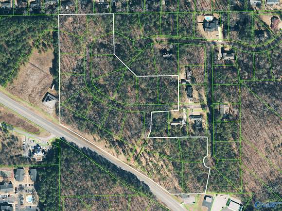 17.8 Acres of Land for Auction in Rainbow City, Alabama