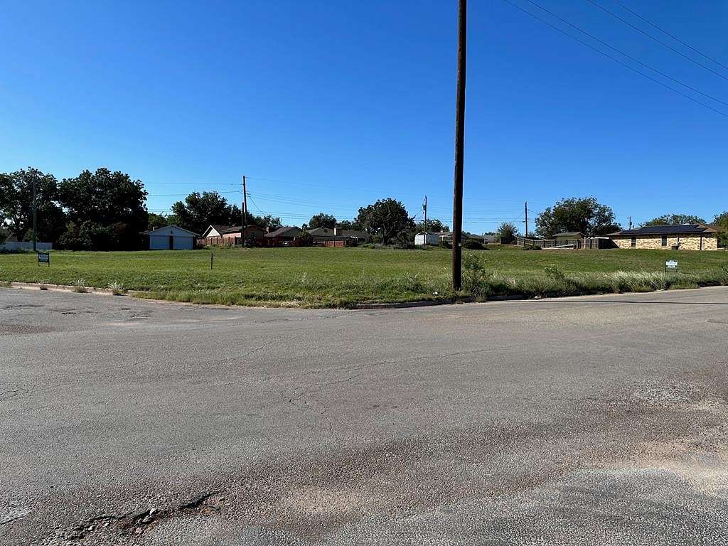 0.83 Acres of Residential Land for Sale in Sweetwater, Texas