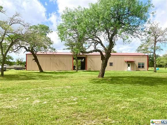 4.5 Acres of Residential Land with Home for Sale in Victoria, Texas
