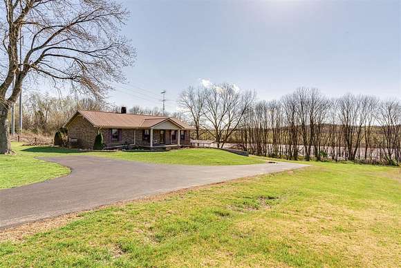 3.4 Acres of Residential Land with Home for Sale in Franklin, Kentucky
