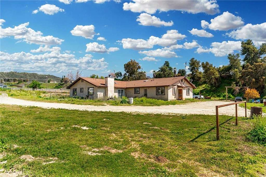 9.6 Acres of Land with Home for Sale in Yucaipa, California