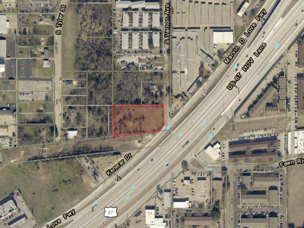 1.5 Acres of Commercial Land for Sale in Dallas, Texas