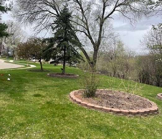 0.69 Acres of Residential Land for Sale in Dubuque, Iowa