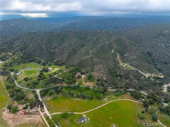 19 Acres of Land with Home for Sale in Santa Margarita, California