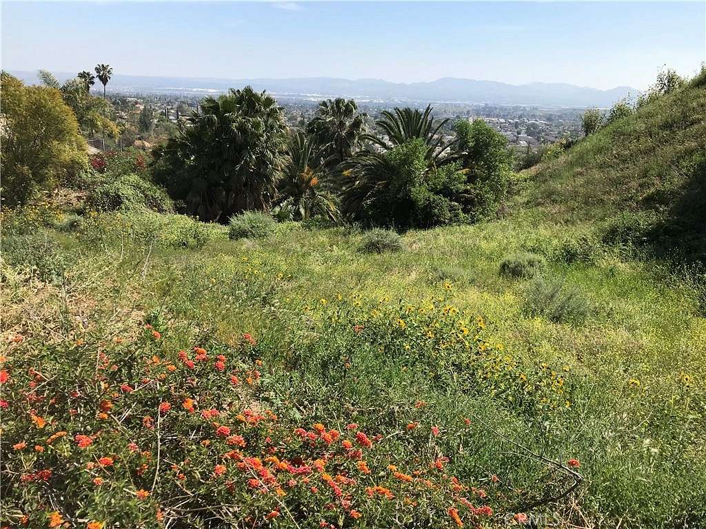 0.45 Acres of Land for Sale in San Bernardino, California