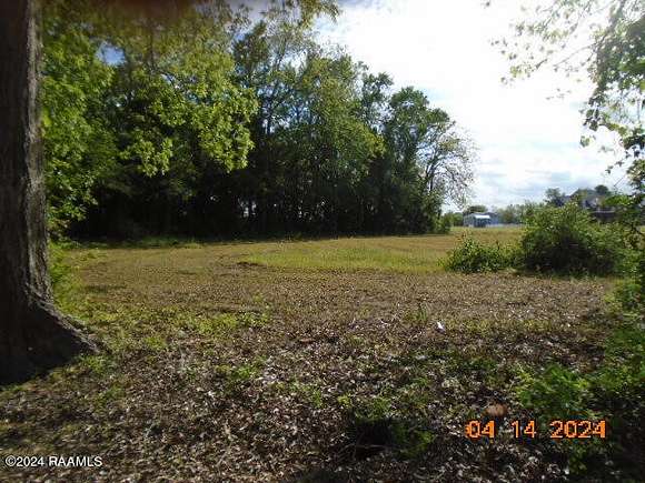 15.4 Acres of Land for Sale in St. Martinville, Louisiana