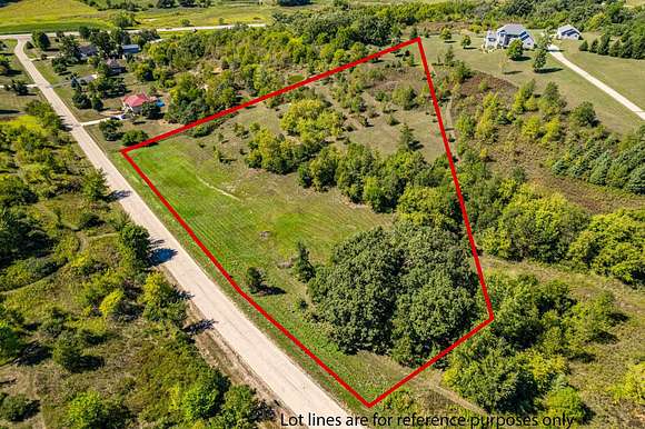 4.78 Acres of Residential Land for Sale in New Glarus, Wisconsin