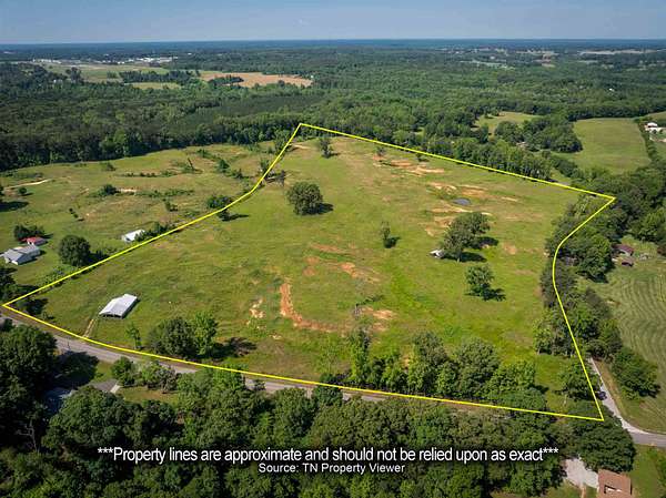 32 Acres of Agricultural Land for Sale in Lexington, Tennessee