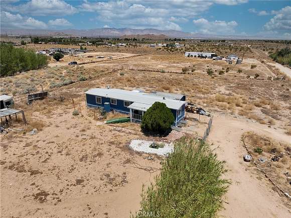 2.55 Acres of Residential Land with Home for Sale in Mojave, California