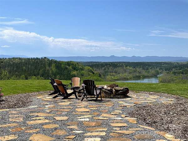 0.61 Acres of Land for Sale in Valdese, North Carolina