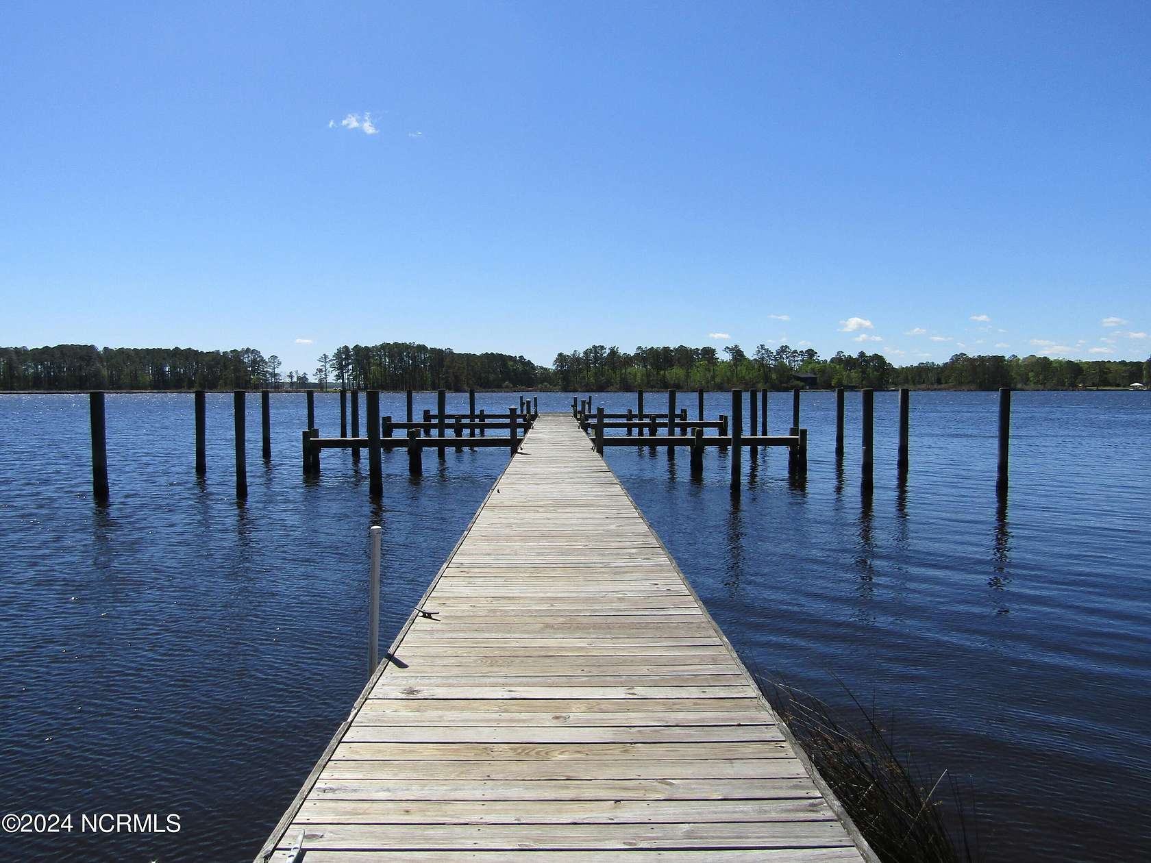 0.94 Acres of Residential Land for Sale in Pinetown, North Carolina