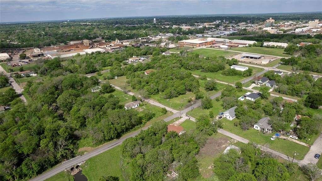 0.19 Acres of Land for Sale in Corsicana, Texas