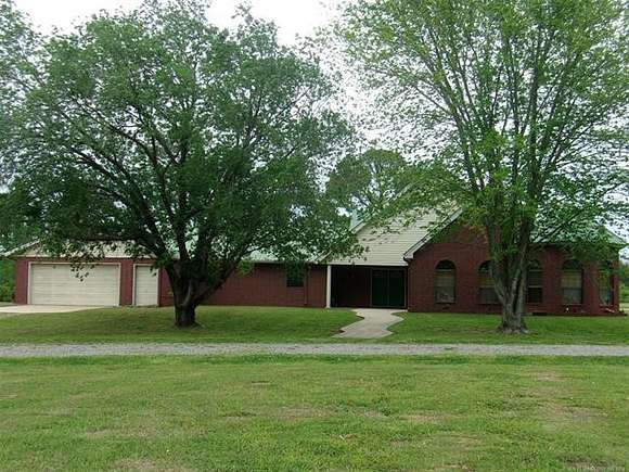 6.7 Acres of Residential Land with Home for Sale in Muskogee, Oklahoma