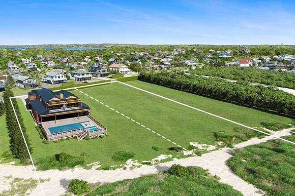 2 Acres of Residential Land with Home for Sale in Montauk, New York