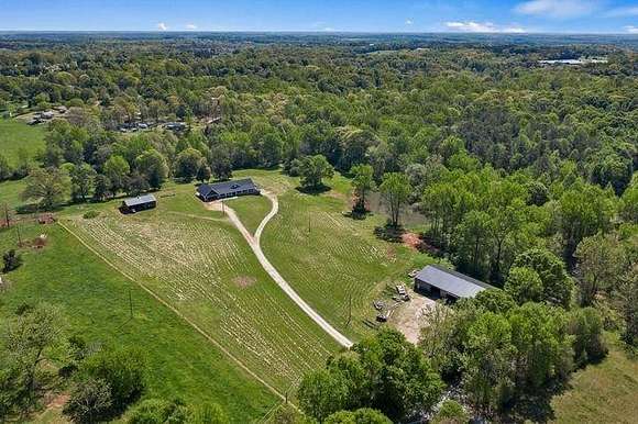 17.6 Acres of Land with Home for Sale in Westminster, South Carolina