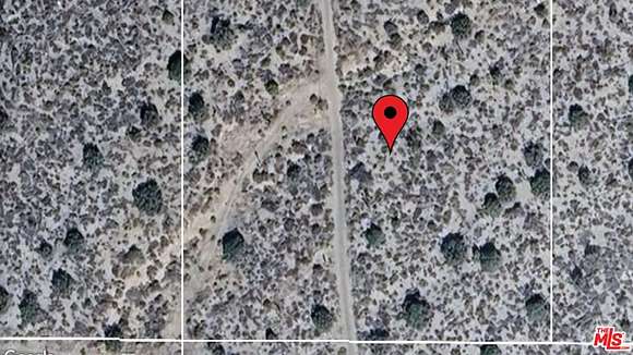 2.5 Acres of Residential Land for Sale in Llano, California