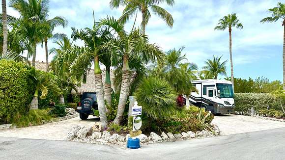 Residential Land for Sale in Saddlebunch Keys, Florida