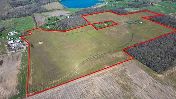 118.73 Acres of Agricultural Land for Sale in Fredericktown, Ohio