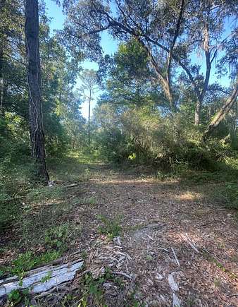 3.7 Acres of Residential Land for Sale in Dade City, Florida