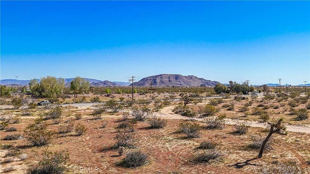 17.2 Acres of Land for Sale in Landers, California