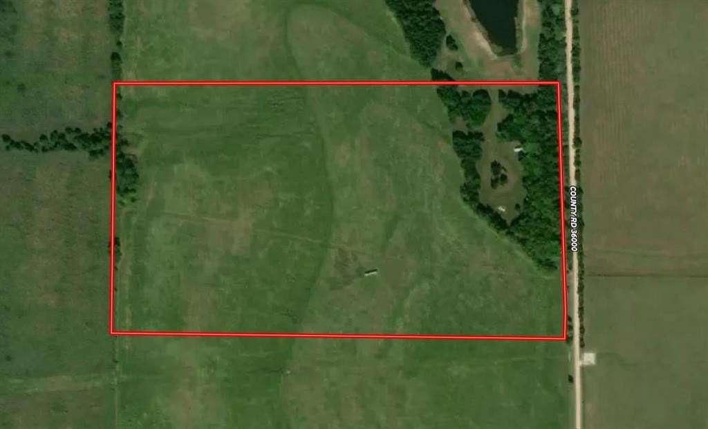 30 Acres of Agricultural Land for Sale in Honey Grove, Texas