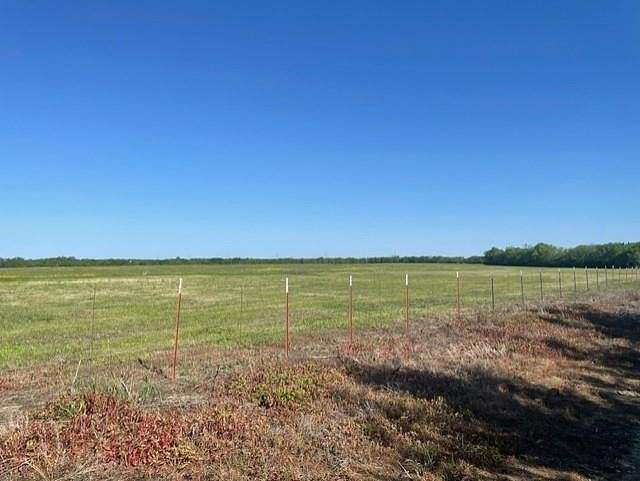 80 Acres of Land for Sale in Honey Grove, Texas