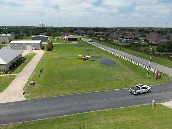1.2 Acres of Residential Land for Sale in Midlothian, Texas