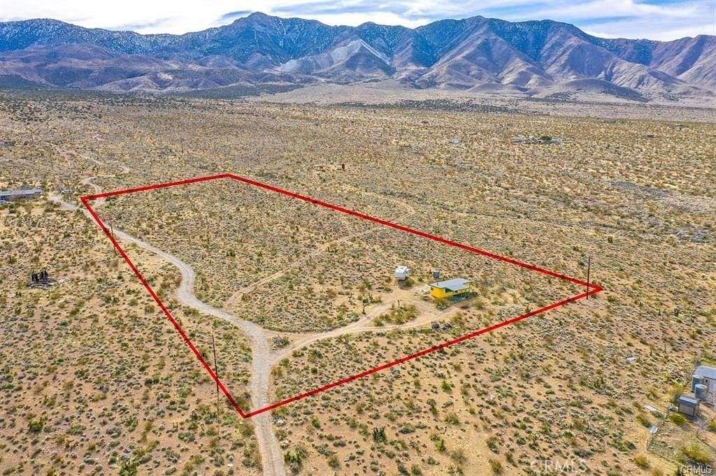 5 Acres of Residential Land with Home for Sale in Lucerne Valley, California