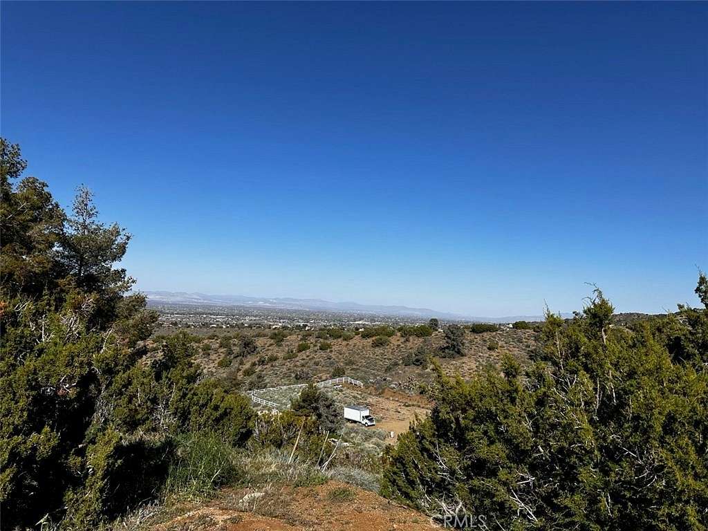 4.8 Acres of Residential Land for Sale in Piñon Hills, California