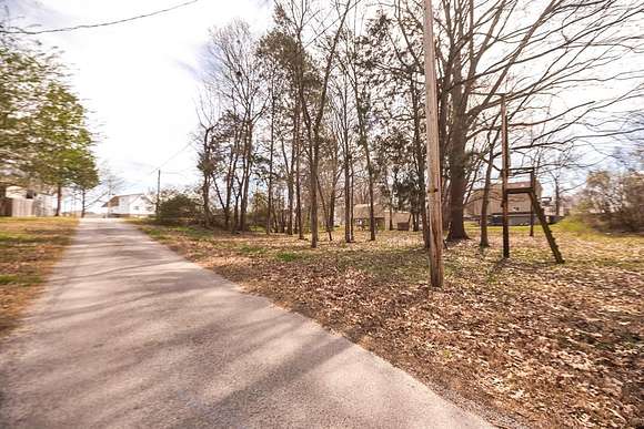 0.45 Acres of Residential Land for Sale in Parsons, Tennessee