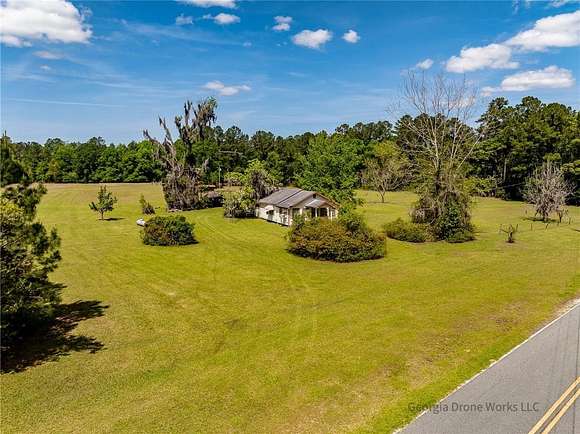 100 Acres of Land for Sale in Jesup, Georgia
