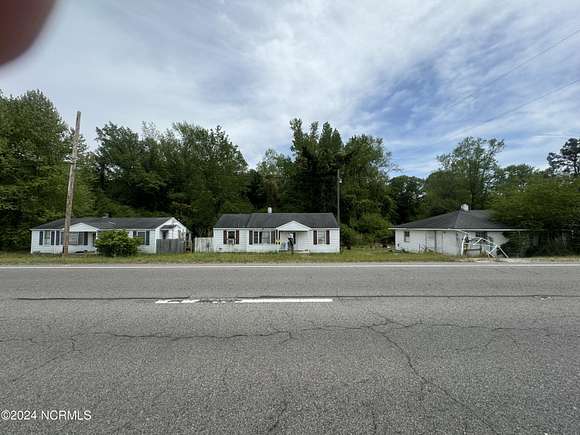 2.7 Acres of Residential Land with Home for Sale in Grifton, North Carolina