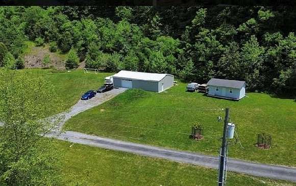 2.6 Acres of Improved Residential Land for Sale in Cedar Bluff, Virginia