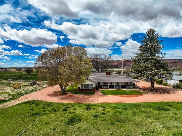 10.3 Acres of Land with Home for Sale in Kanab, Utah