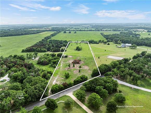 5 Acres of Residential Land for Sale in Elm Mott, Texas