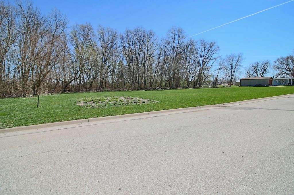 0.5 Acres of Residential Land for Sale in Gowrie, Iowa